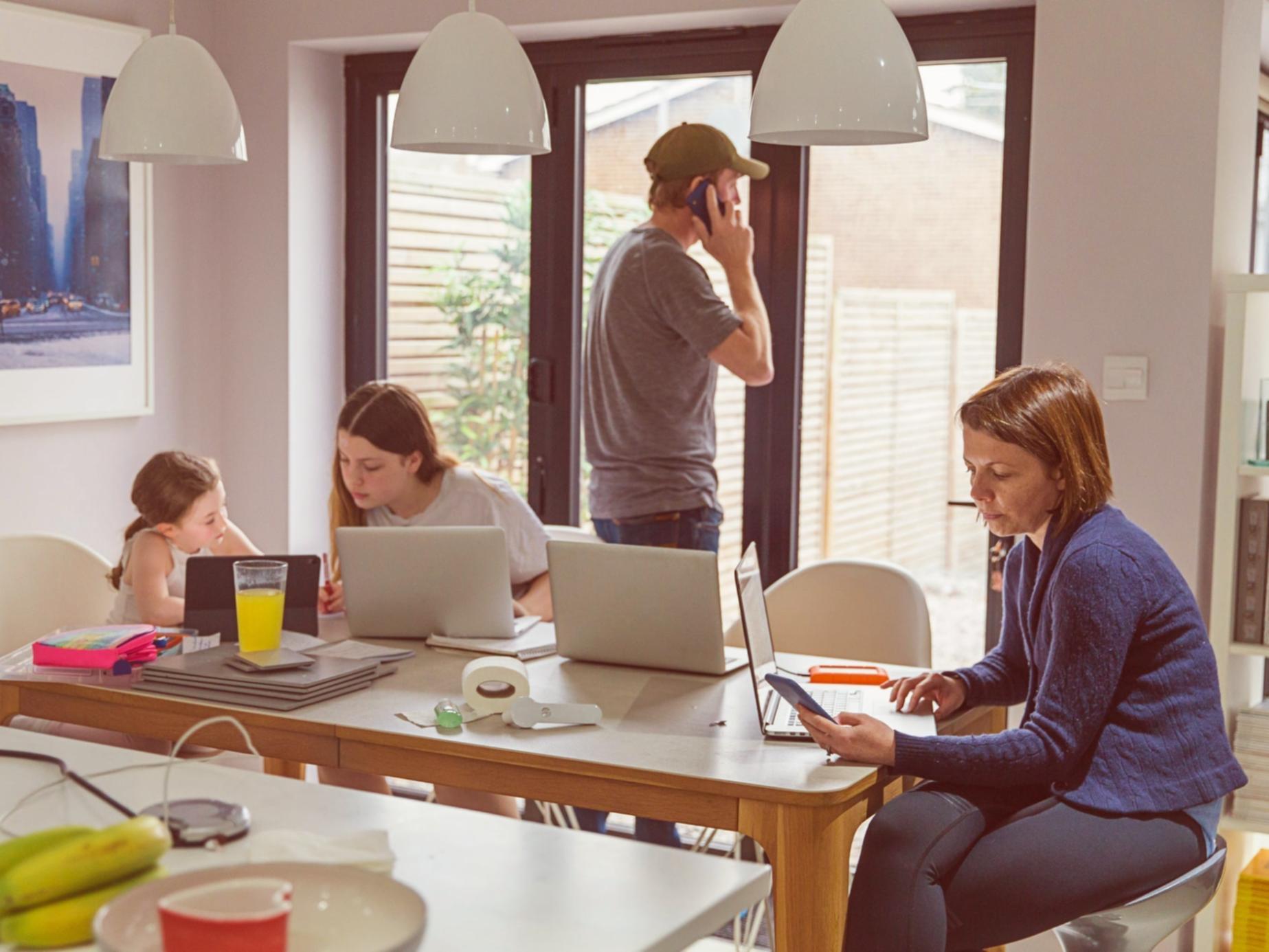 Робочий процес команди Dorvain Exi